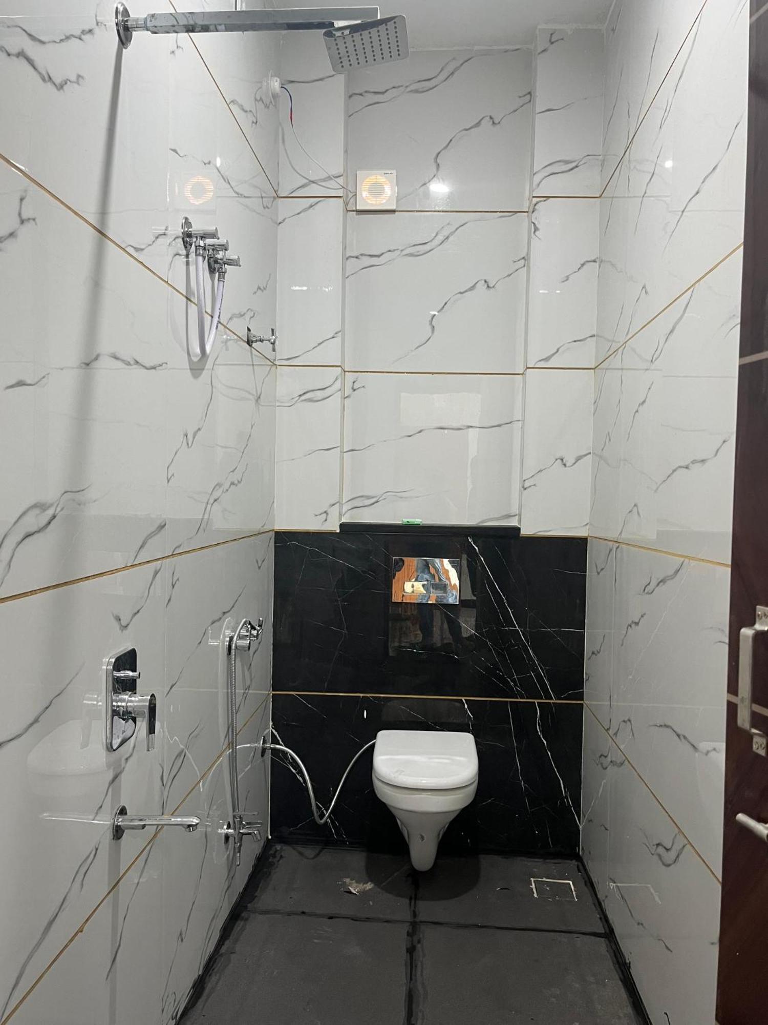 Maheshwar Yashomati Hotel מראה חיצוני תמונה