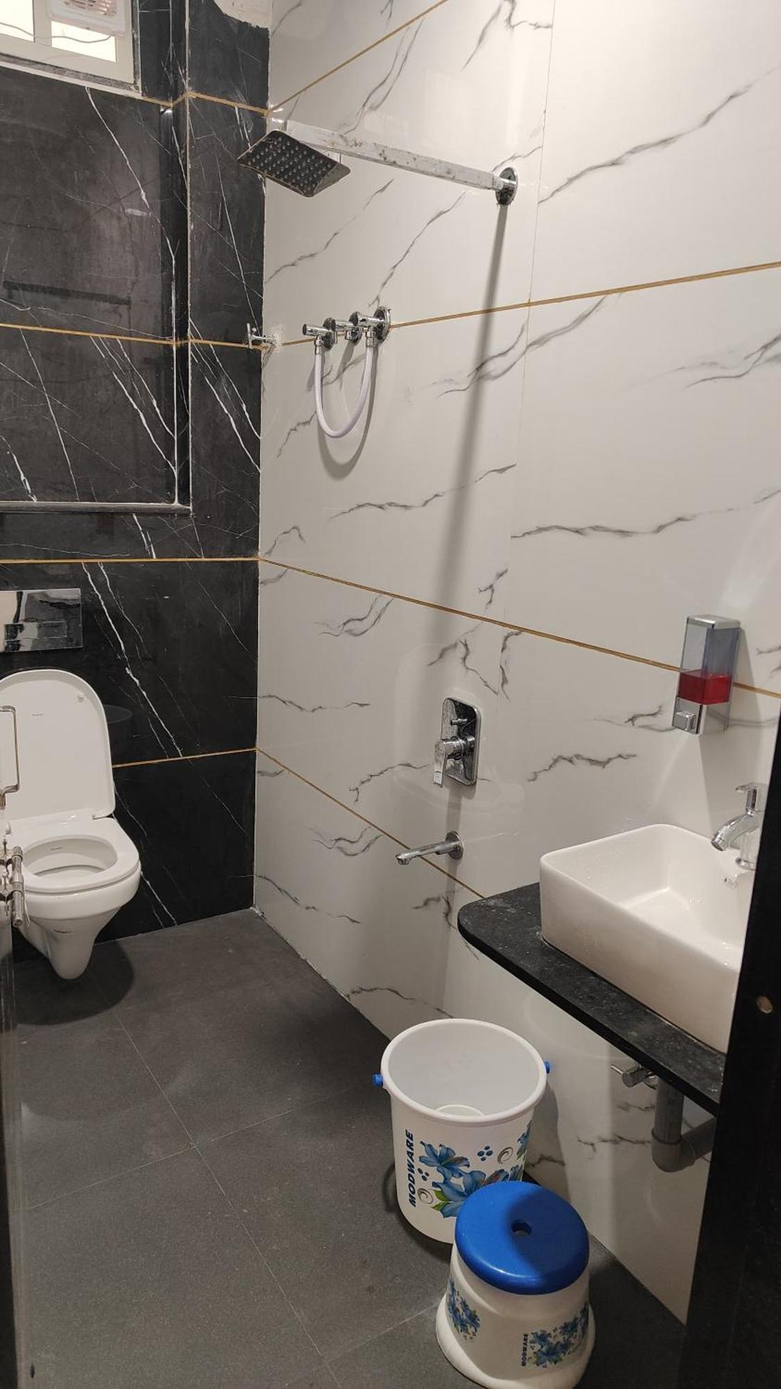 Maheshwar Yashomati Hotel מראה חיצוני תמונה